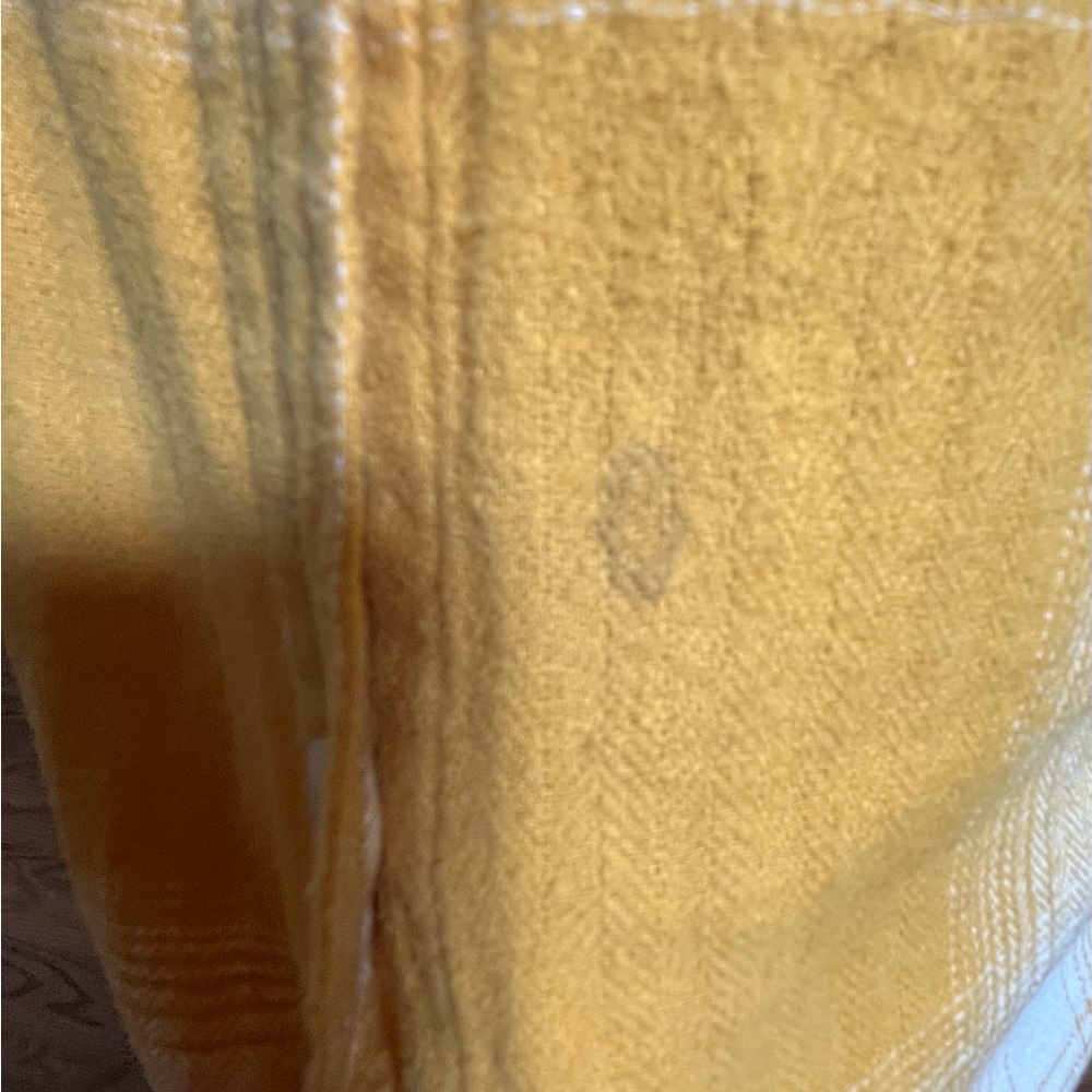 Universal Thread Honey Gold Plaid Women’s Shirt - Picture 11 of 11